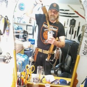 Meet your Posher, Tom